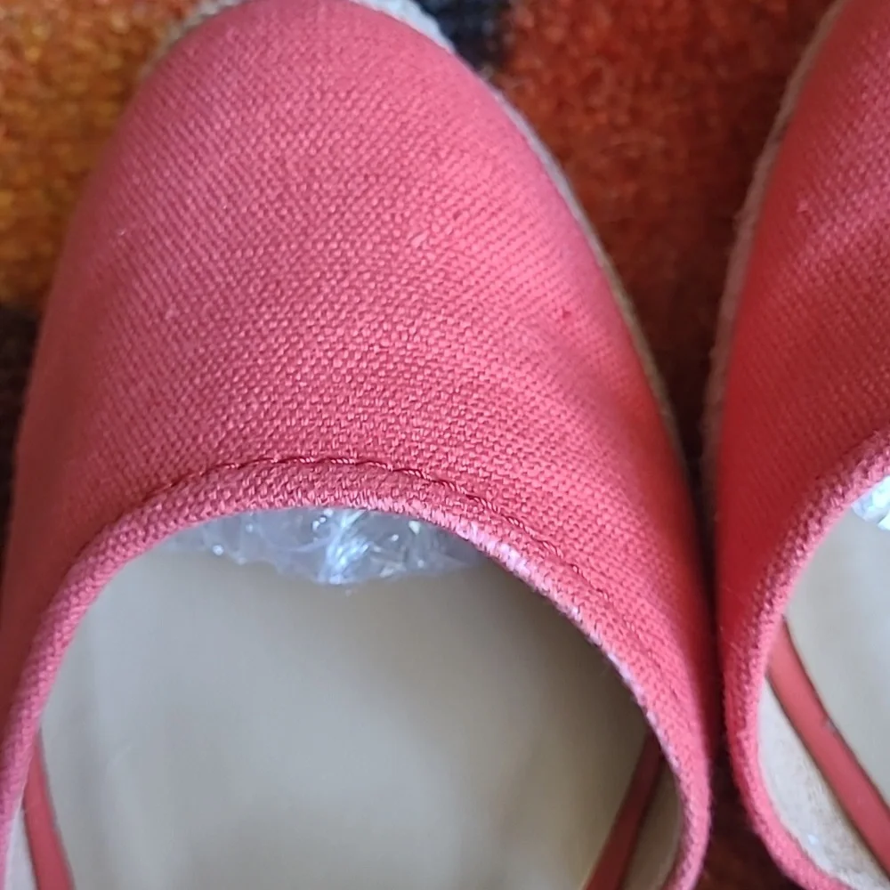 Naturalizer Phebe Coral Wedge Sandals Size 9.5